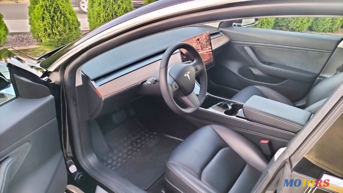 2019' Tesla Model 3 photo #5