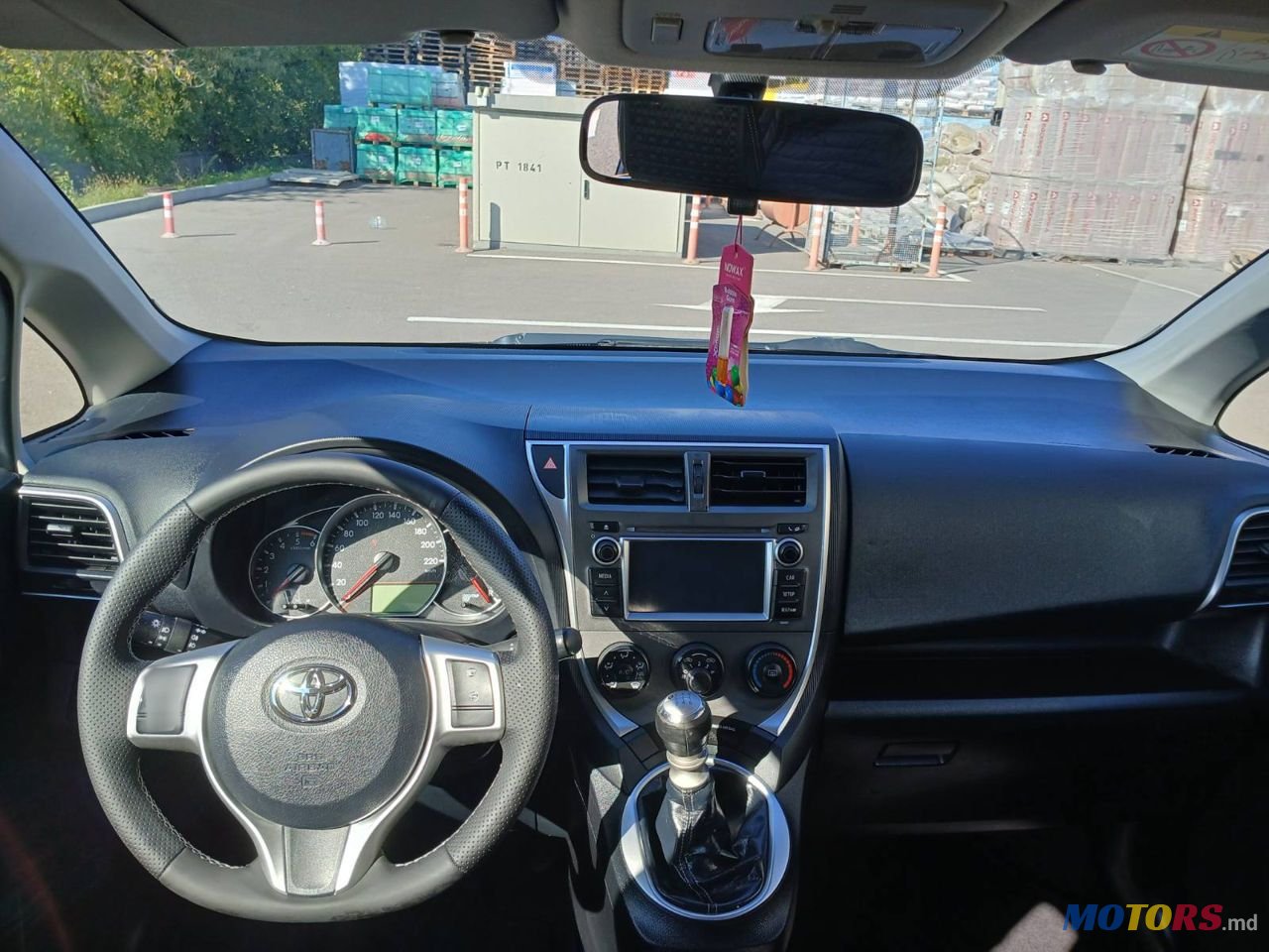 2014' Toyota Verso-S photo #5