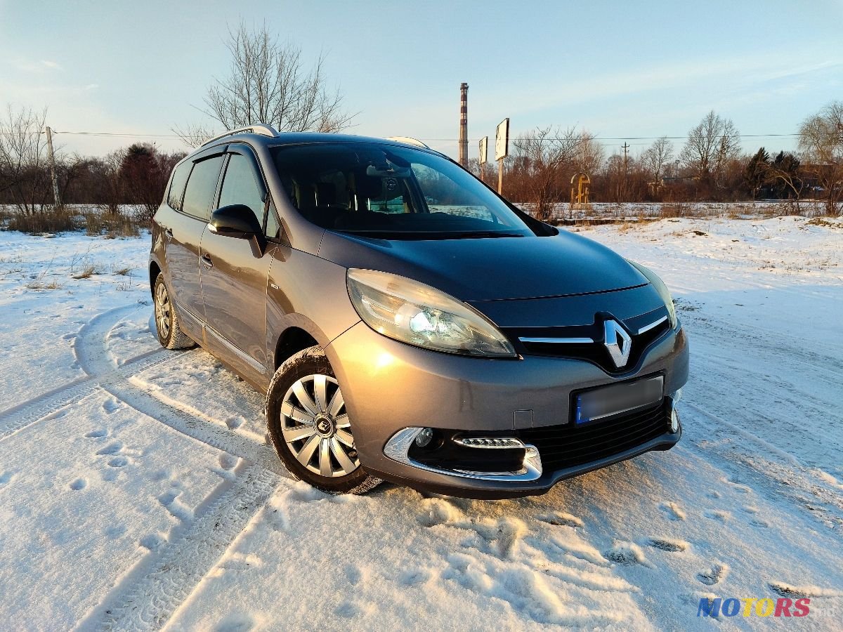 2013' Renault Grand Scenic photo #3