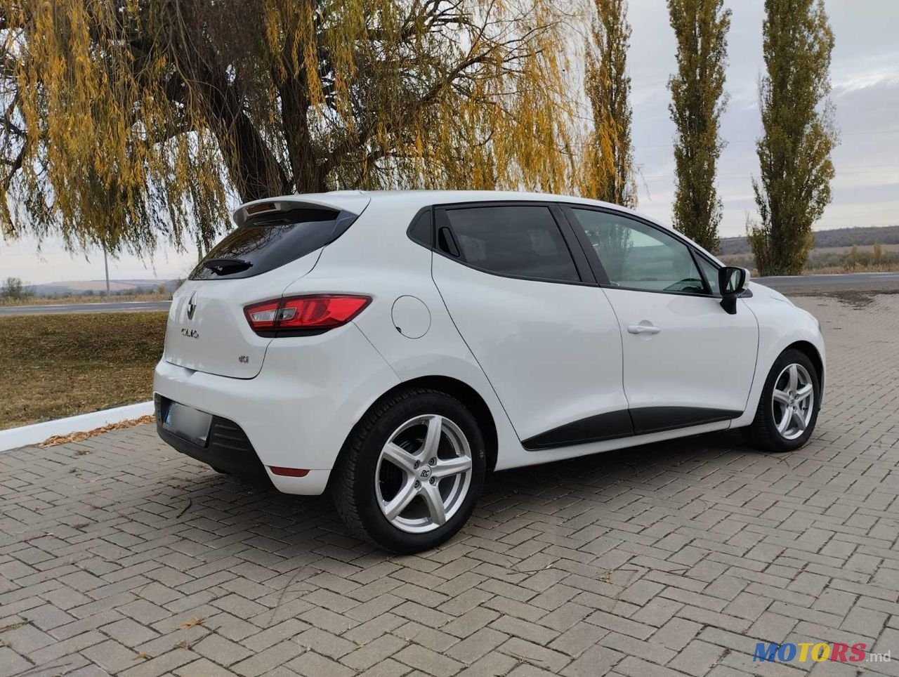 2016' Renault Clio photo #4