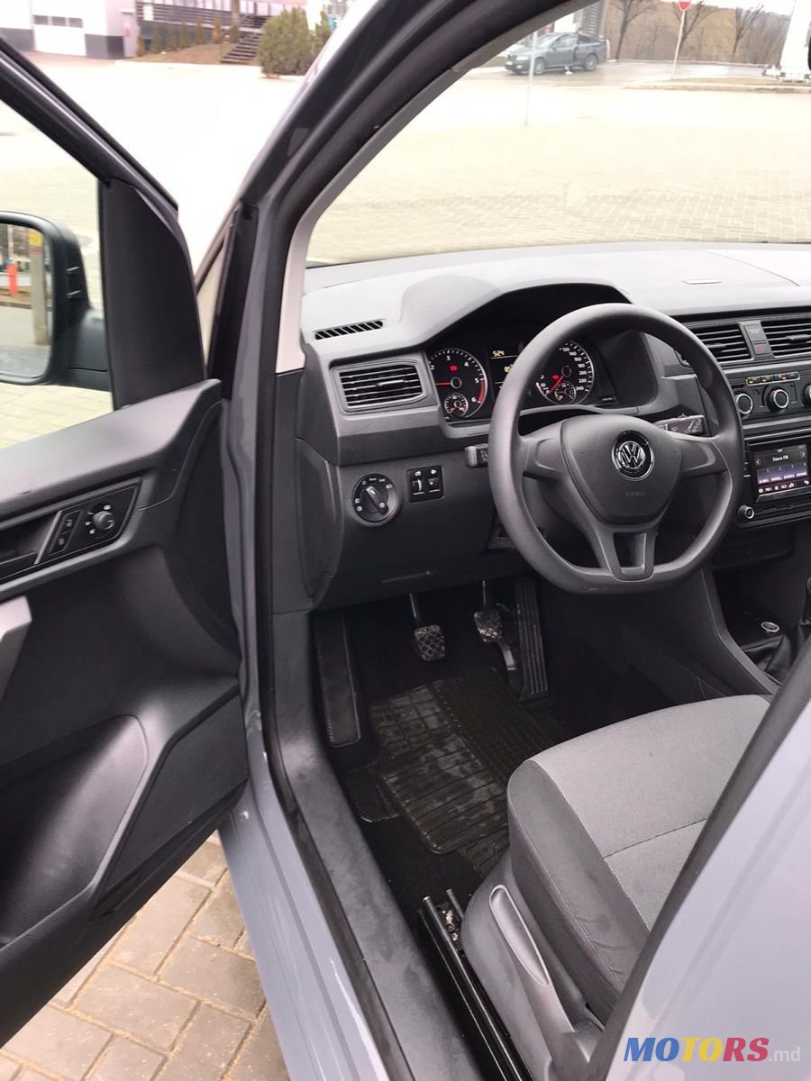 2018' Volkswagen Caddy photo #5