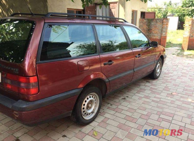 1996' Volkswagen Passat photo #1