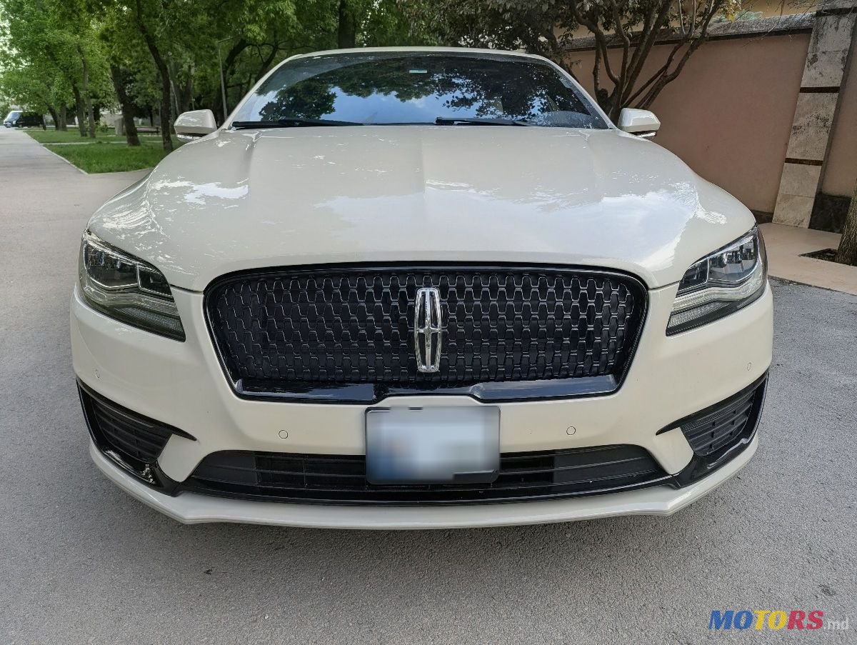 2018' Lincoln MKZ photo #2