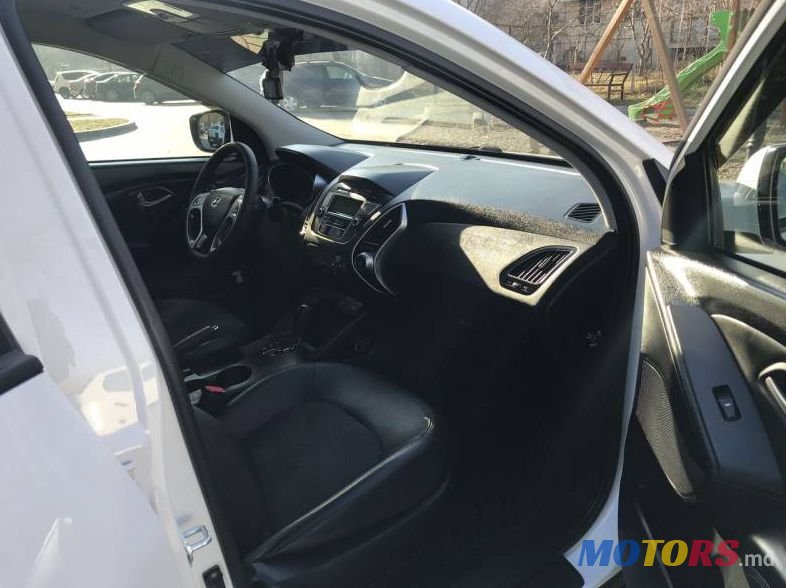 2012' Hyundai Tucson photo #1