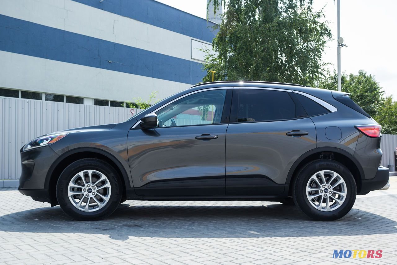 2020' Ford Kuga photo #3