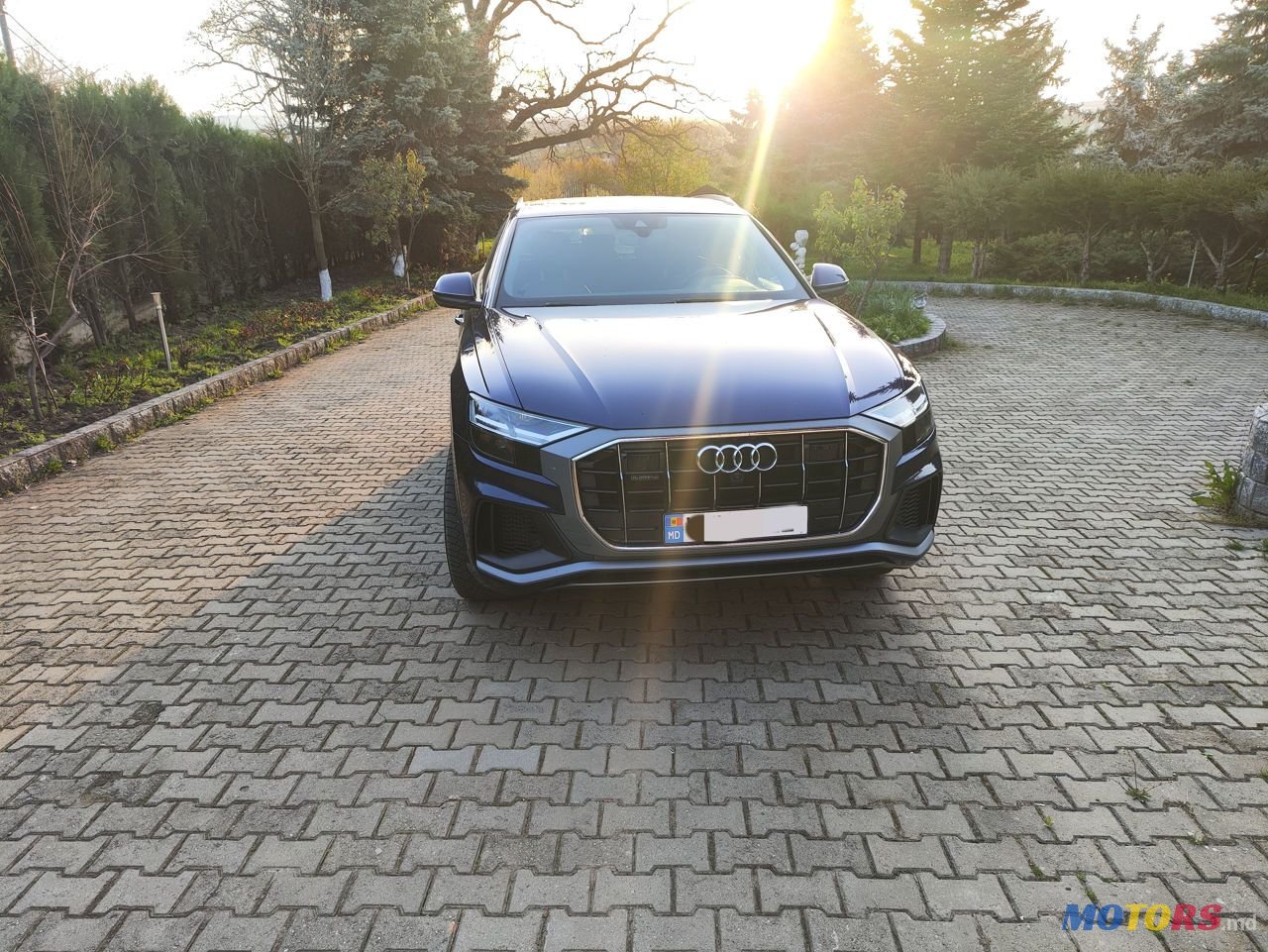 2019' Audi Q8 photo #2