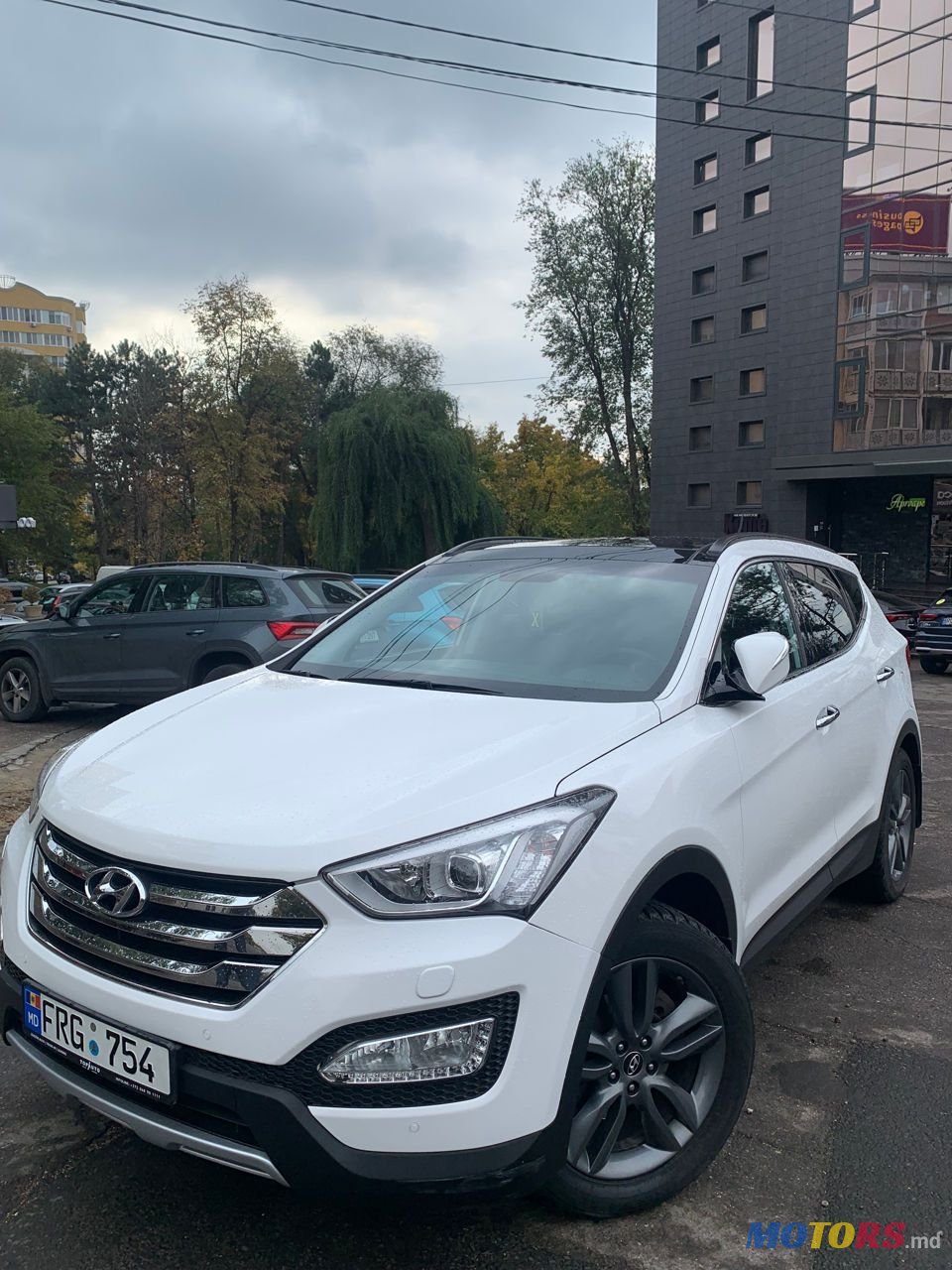 2014' Hyundai Santa Fe photo #1