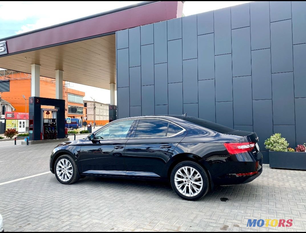 2022' Skoda Superb photo #3