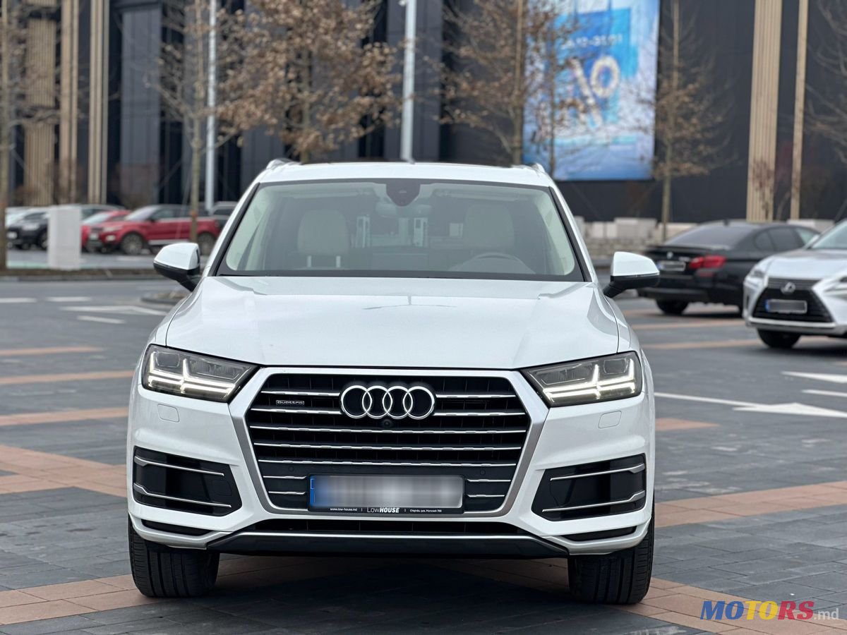 2019' Audi Q7 photo #2