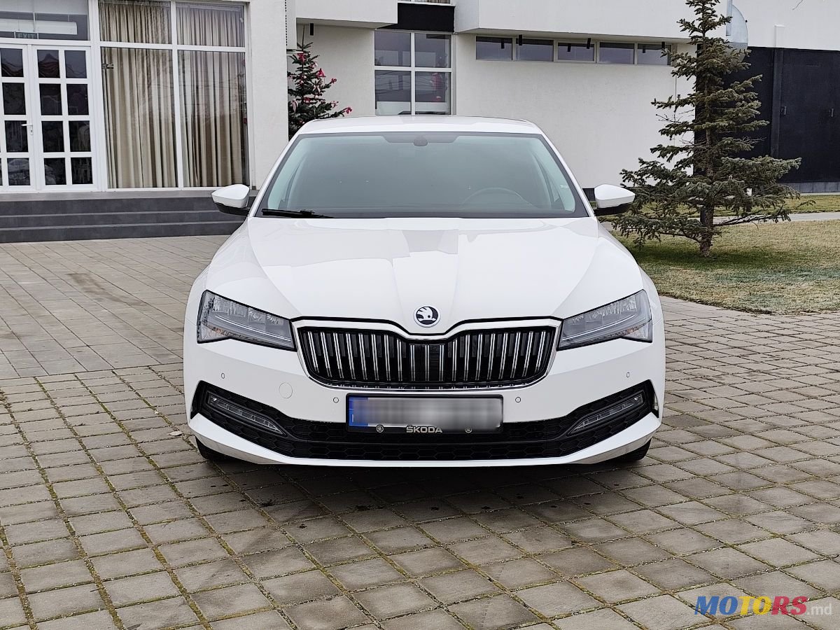 2021' Skoda Superb photo #6