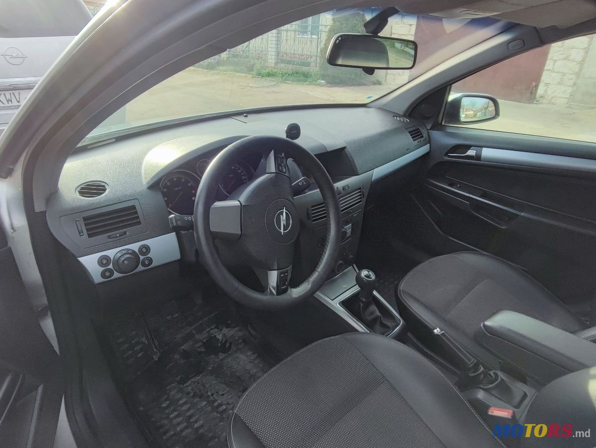 2007' Opel Astra photo #5