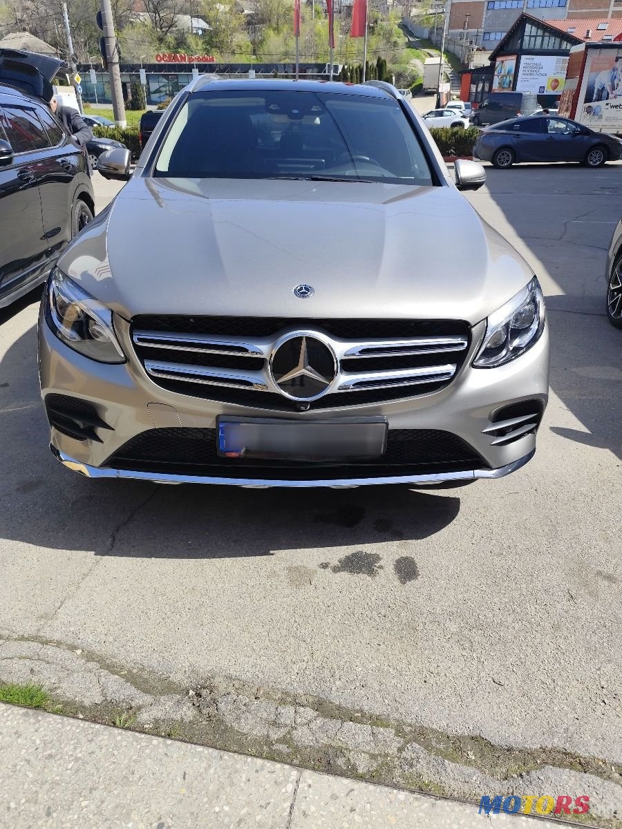 2019' Mercedes-Benz GLC photo #1