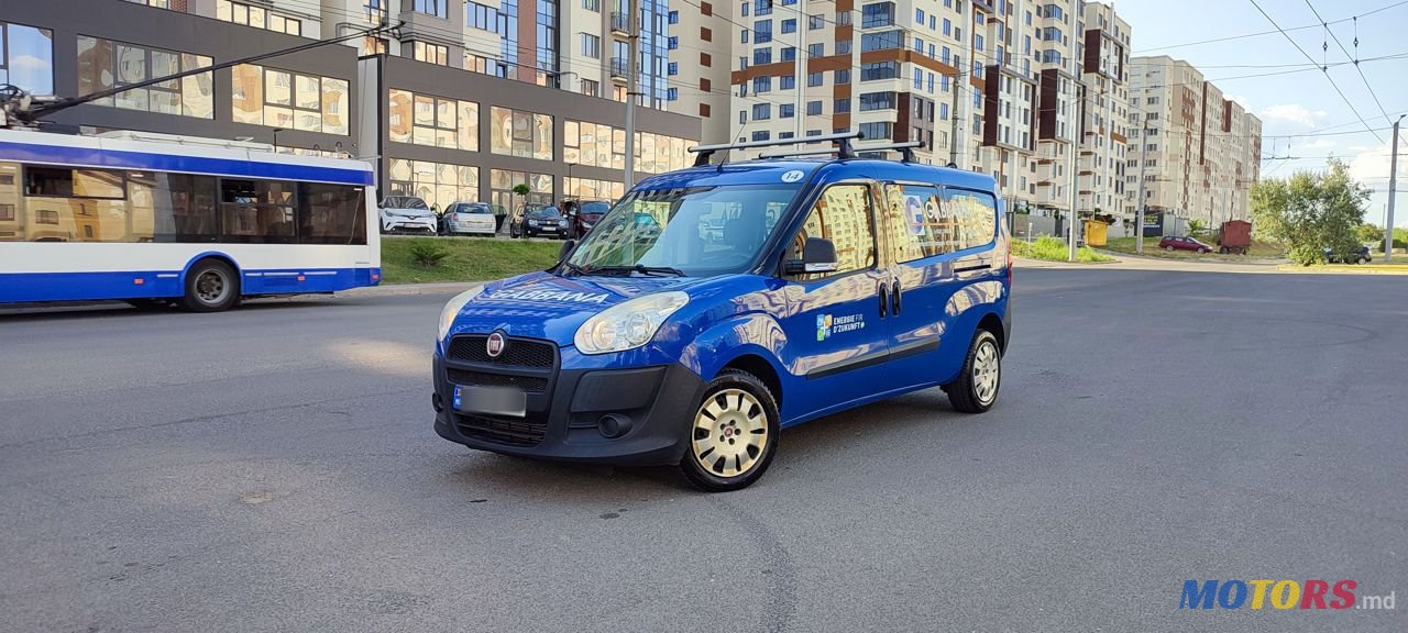 2014' Fiat Doblo photo #2