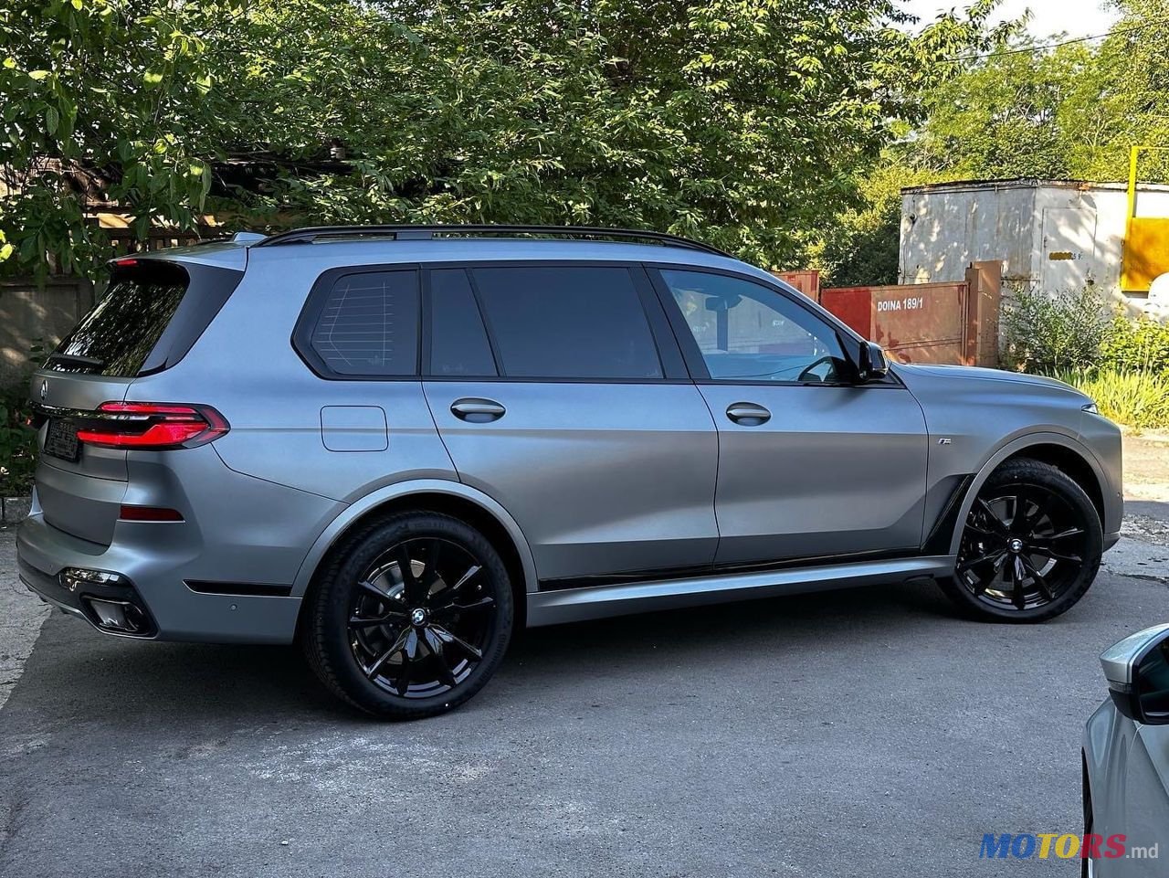 2023' BMW X7 photo #5