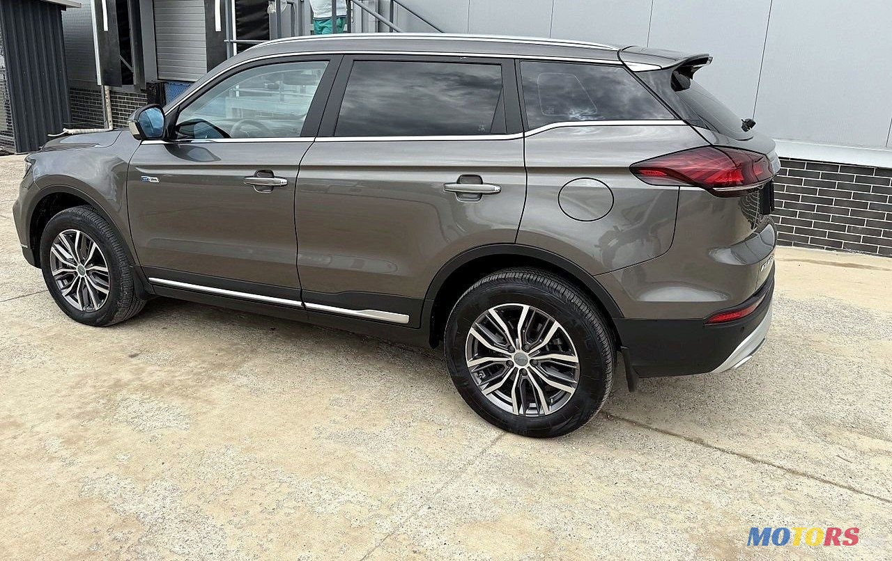 2023' Geely Atlas Pro photo #1