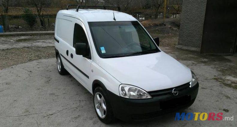 2006' Opel Combo photo #1