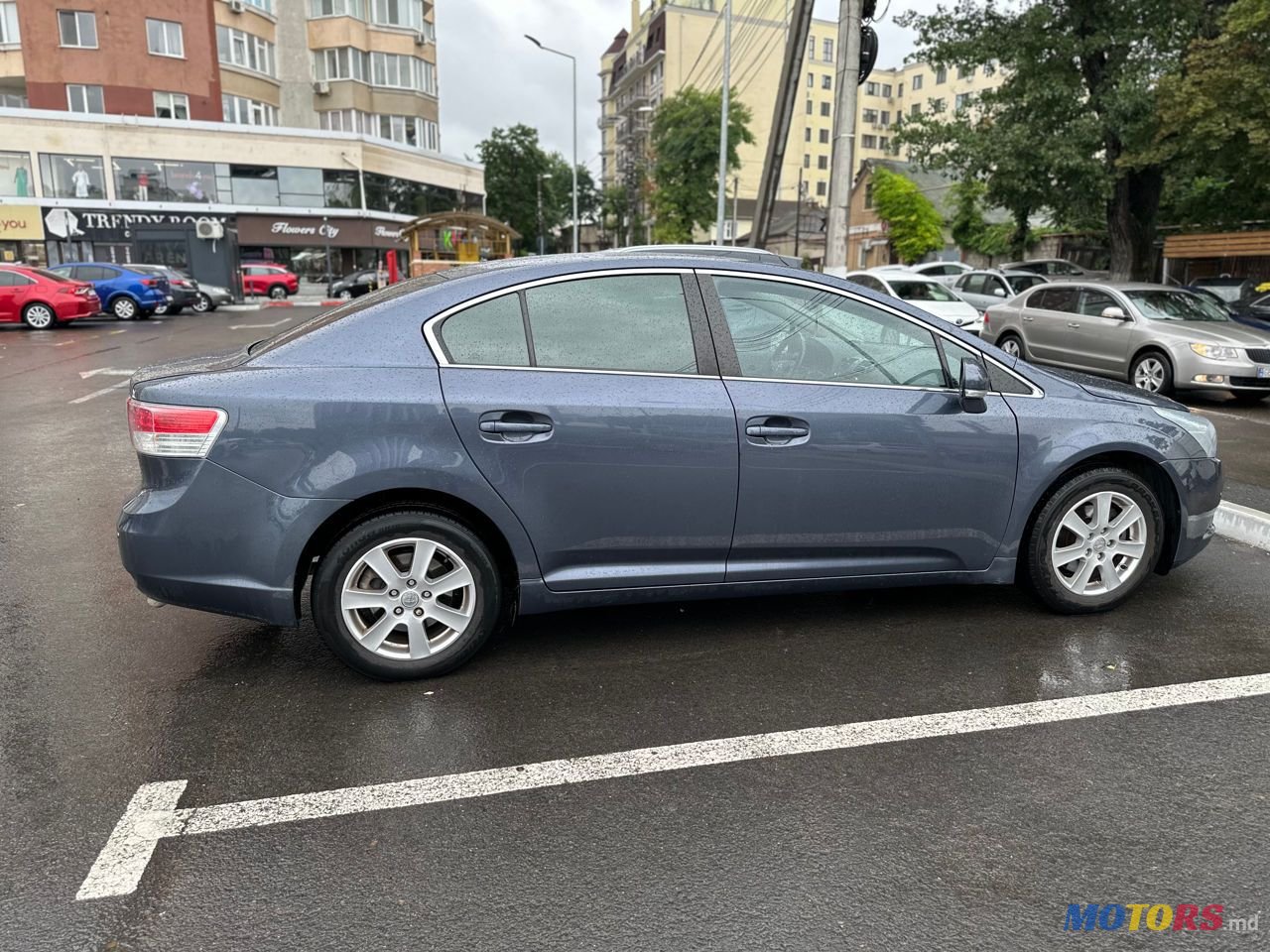 2009' Toyota Avensis photo #3