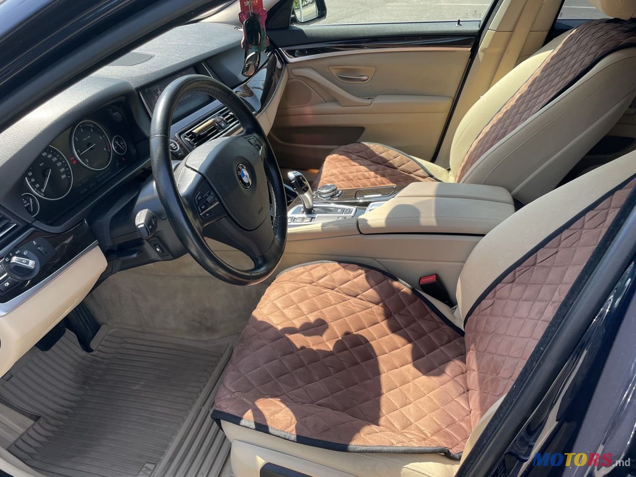 2014' BMW 5 Series photo #2