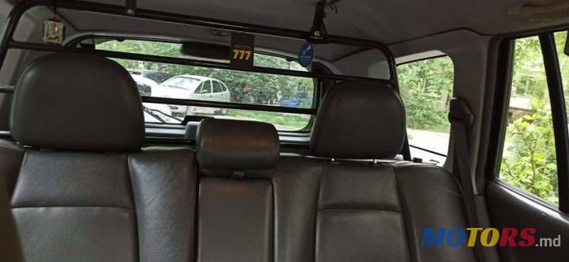 2002' Hyundai Santa Fe photo #3