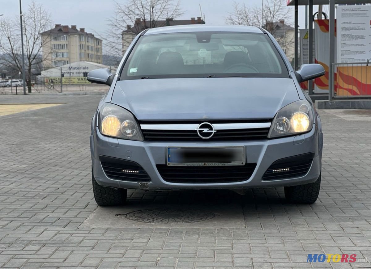 2006' Opel Astra photo #1