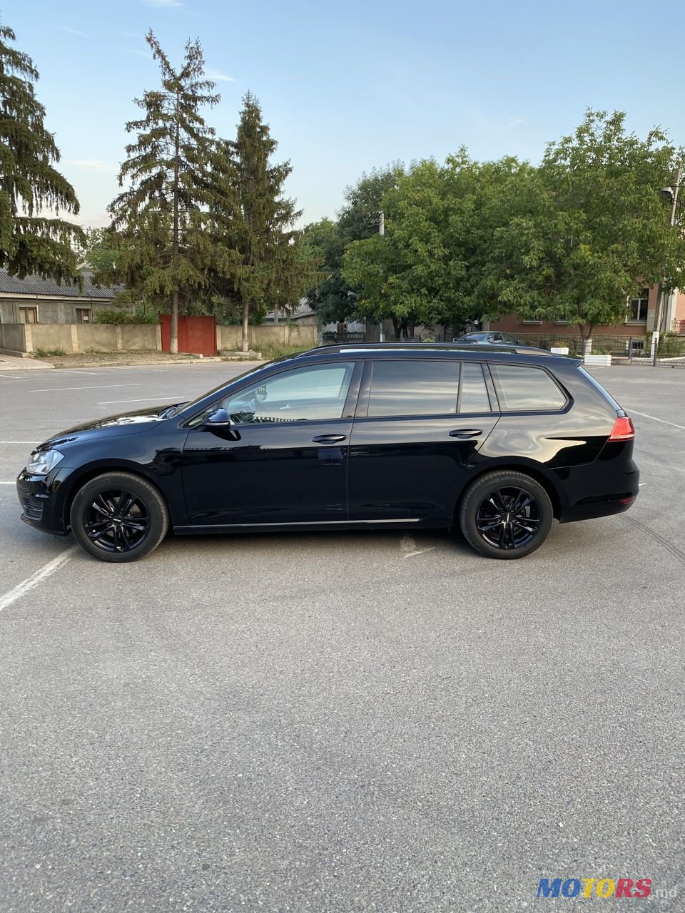 2013' Volkswagen Golf photo #3