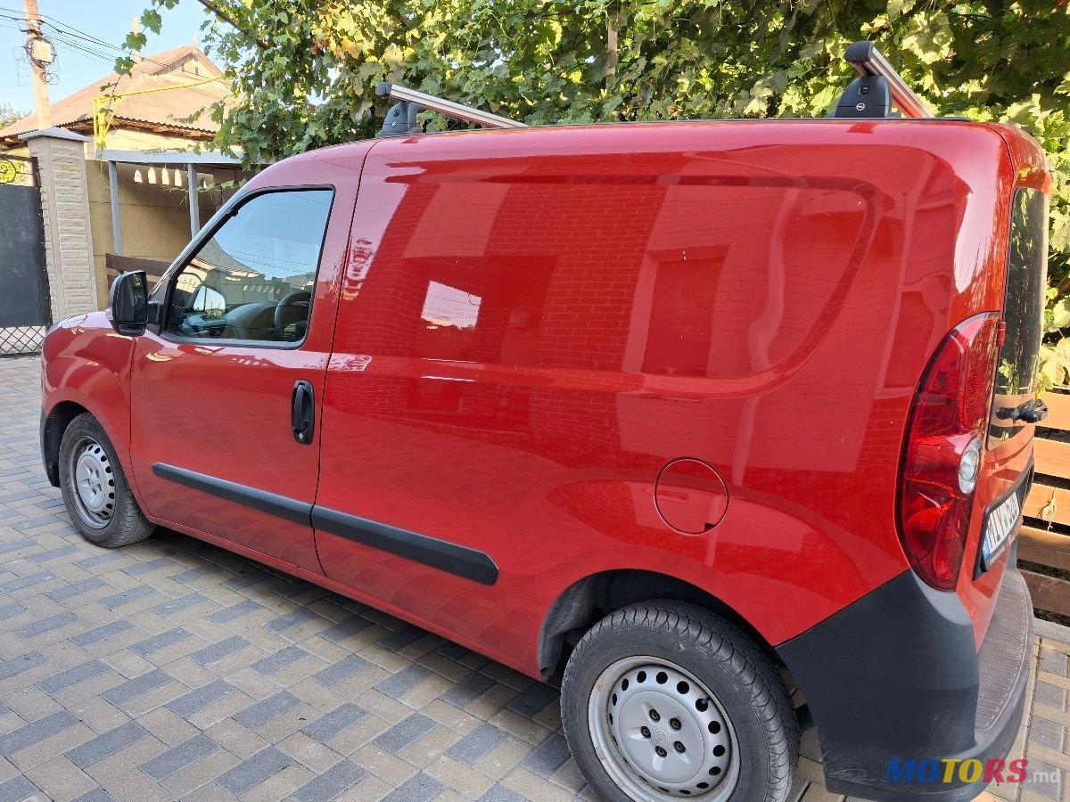 2016' Opel Combo photo #1