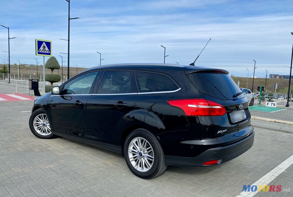 2016' Ford Focus photo #3