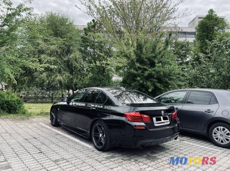 2013' BMW 5 photo #3