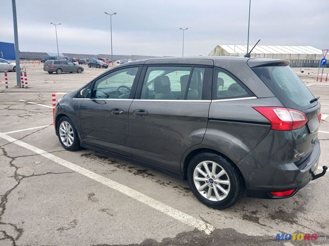 2017' Ford Grand C-MAX photo #5