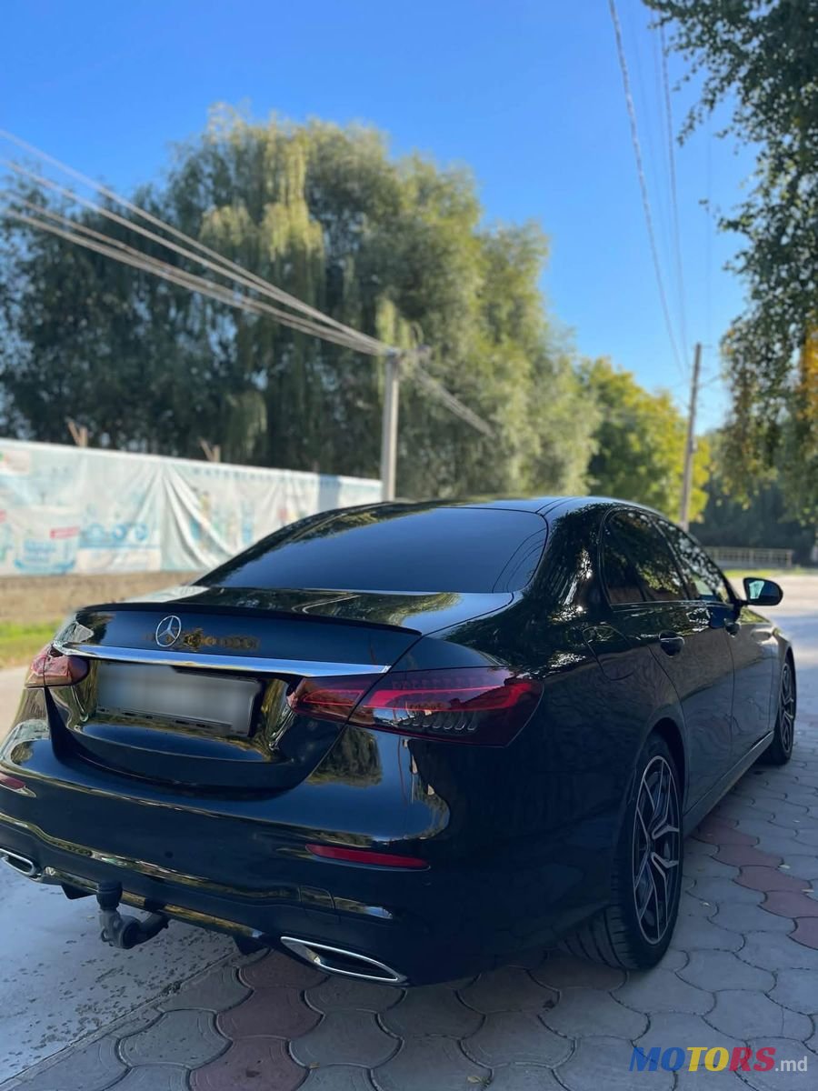 2020' Mercedes-Benz E-Class photo #3