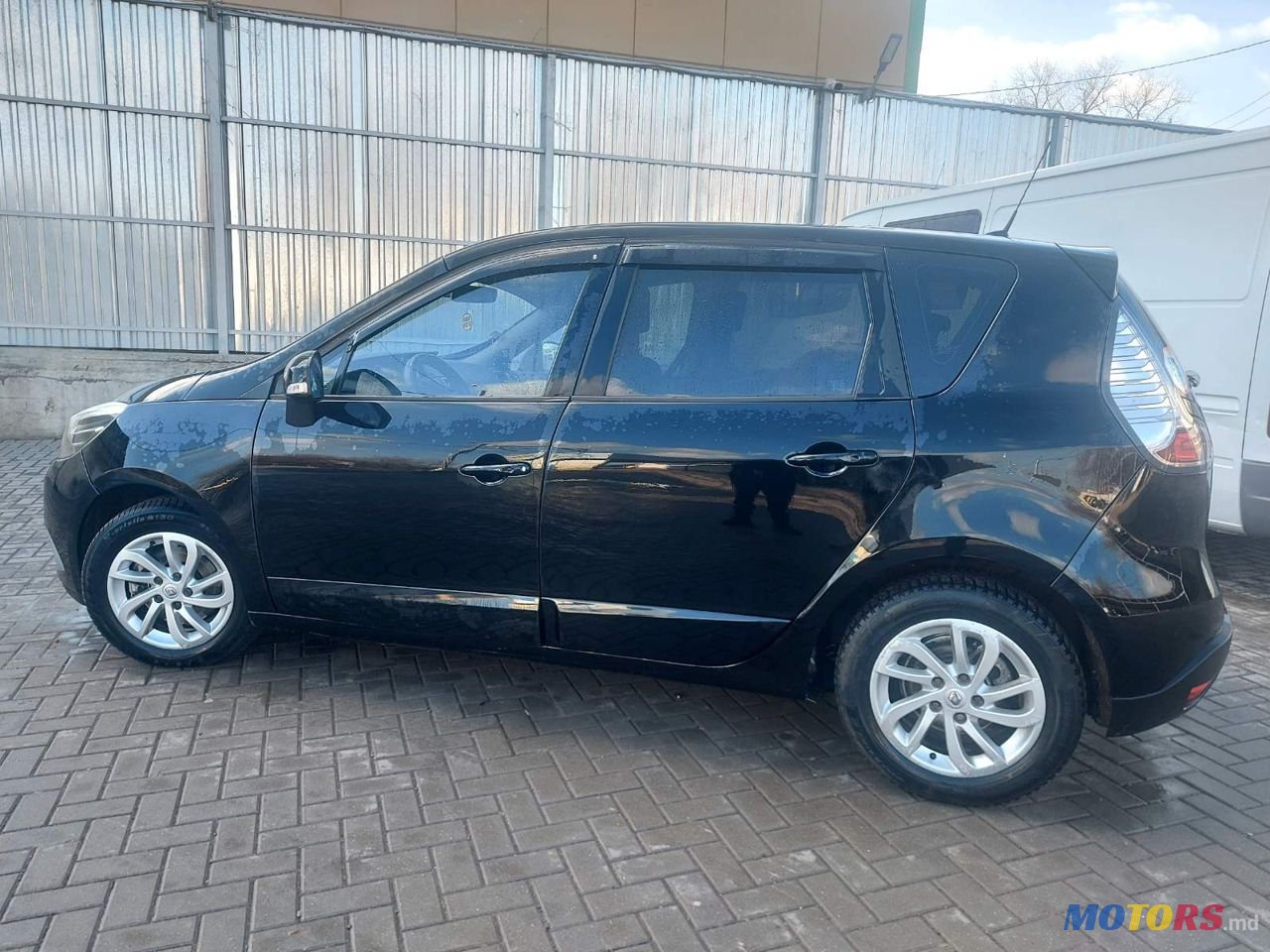 2012' Renault Scenic photo #4