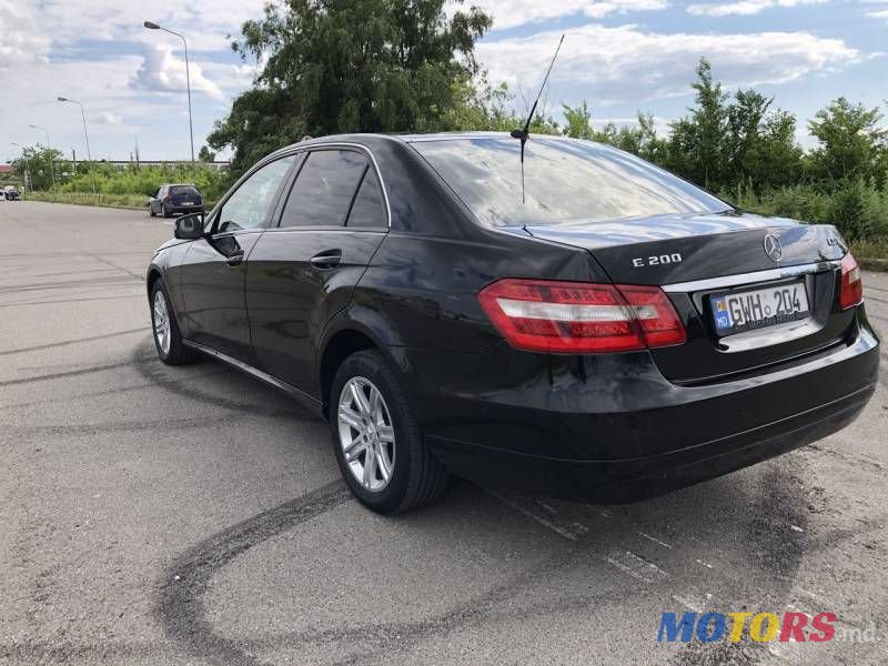 2009' Mercedes-Benz E photo #5
