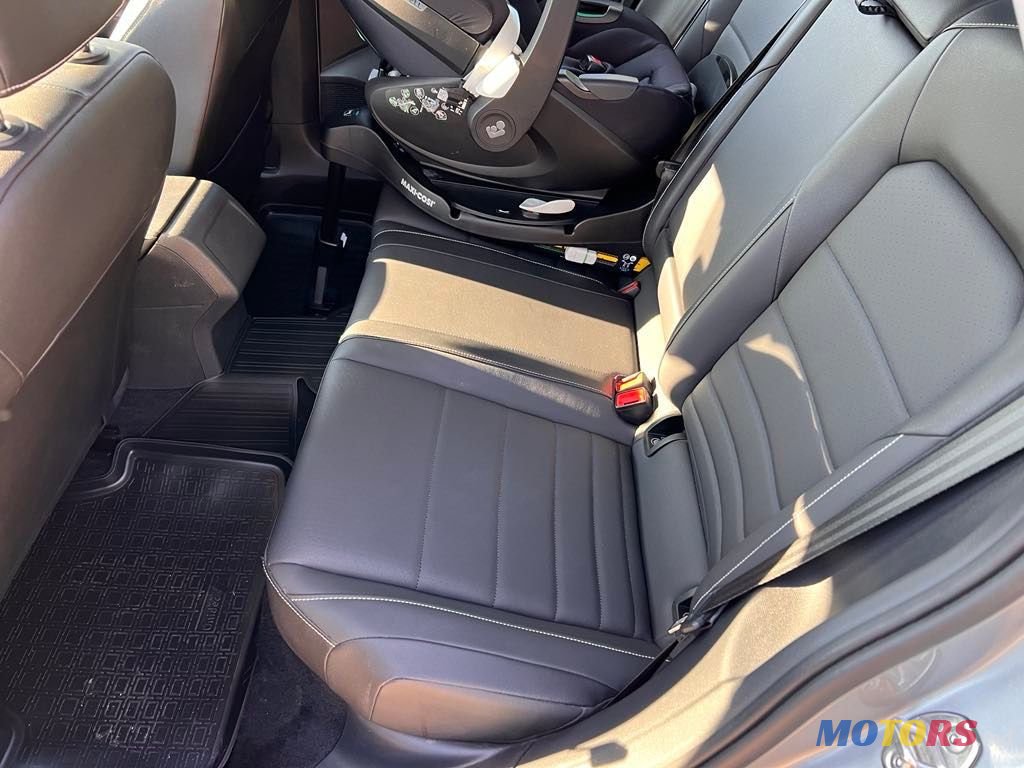 2022' Volkswagen Jetta photo #4