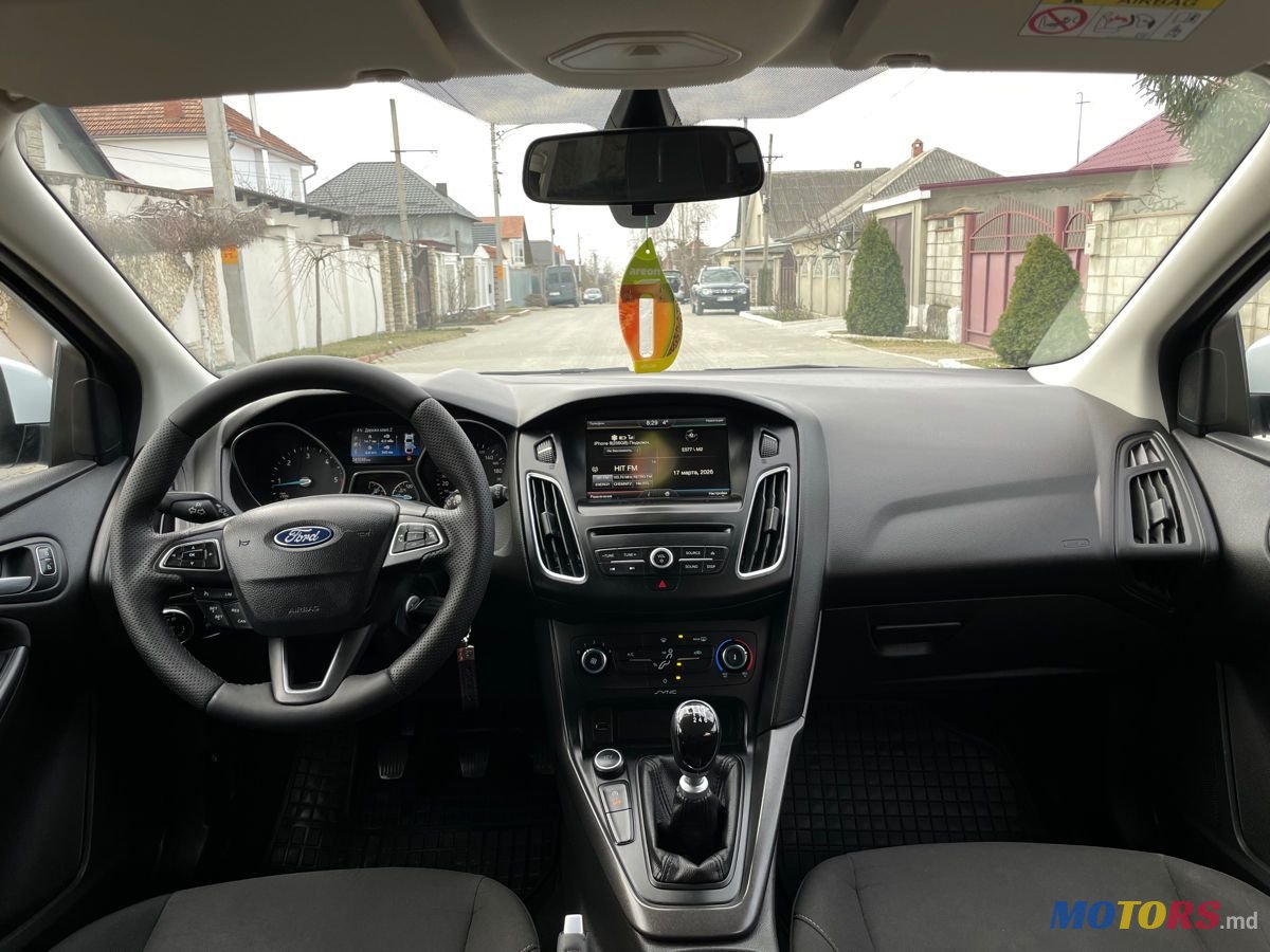 2015' Ford Focus photo #6