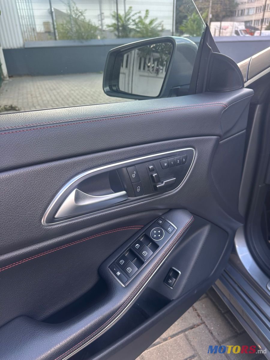 2015' Mercedes-Benz CLA photo #6