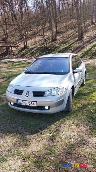 2004' Renault Megane photo #1