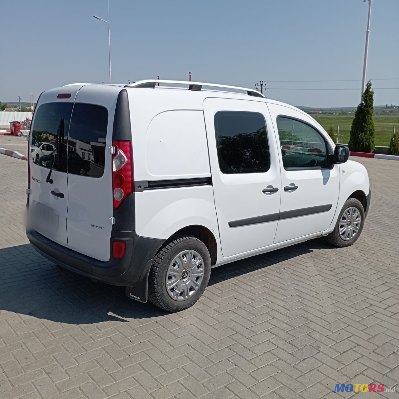 2011' Renault Kangoo photo #2