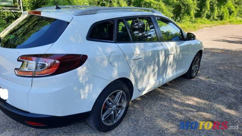 2015' Renault Megane photo #3