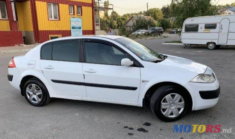 2005' Renault Megane photo #2