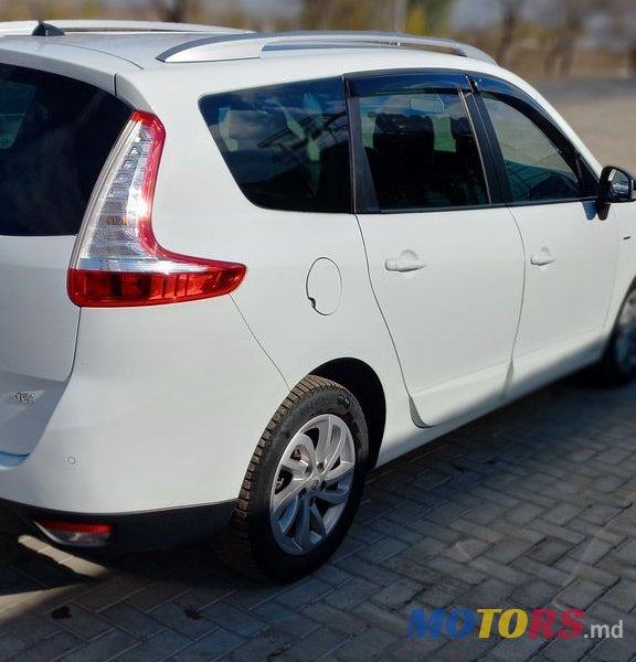 2016' Renault Grand Scenic photo #5