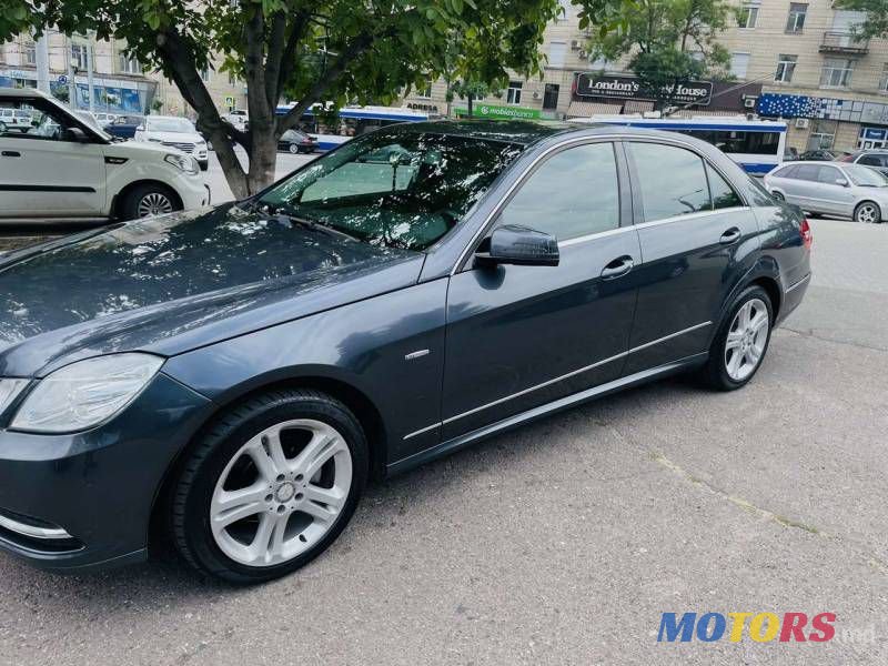 2012' Mercedes-Benz E photo #3