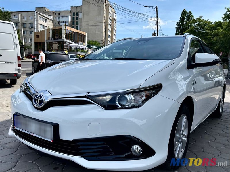 2016' Toyota Auris photo #1