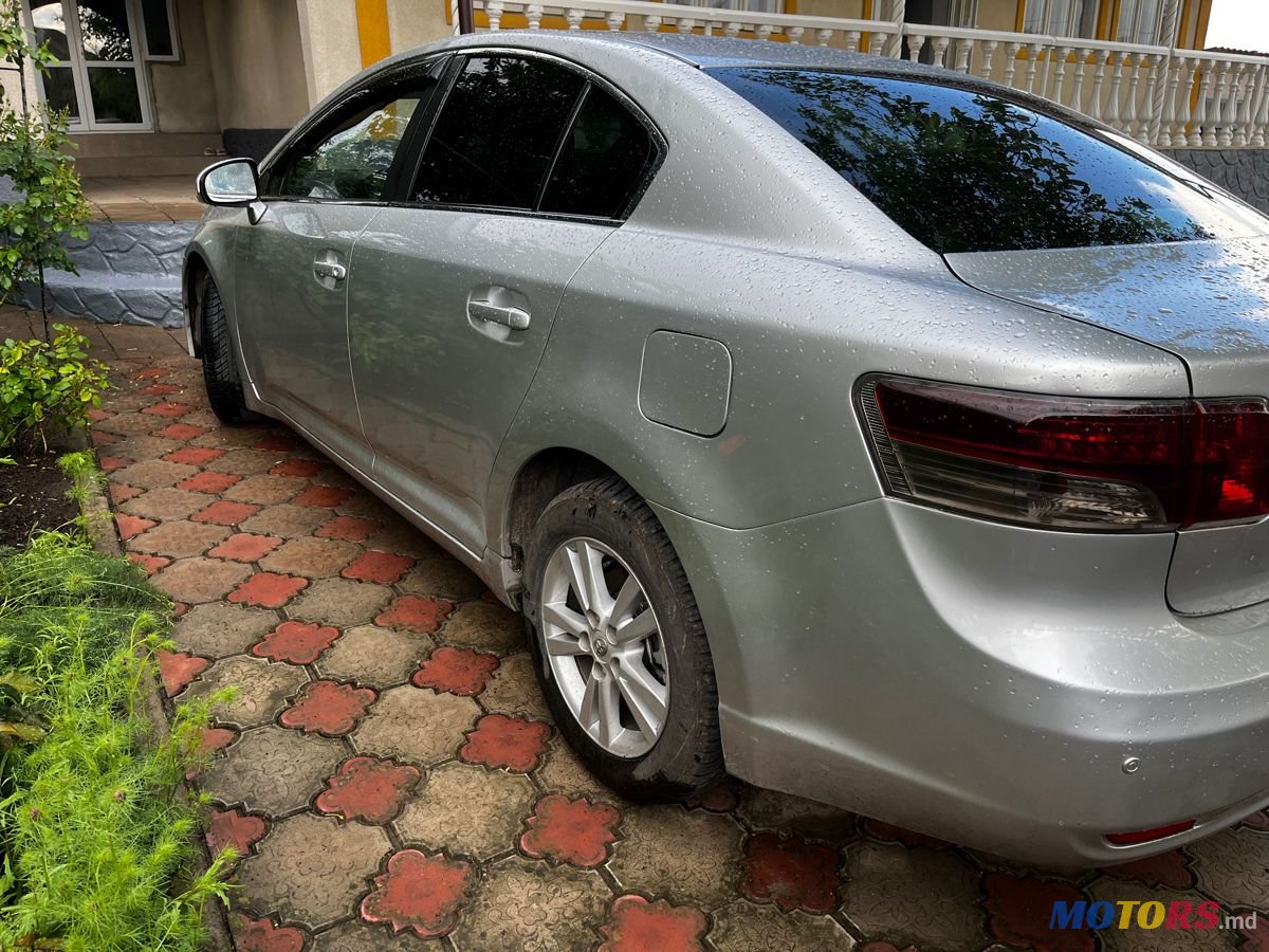 2009' Toyota Avensis photo #3