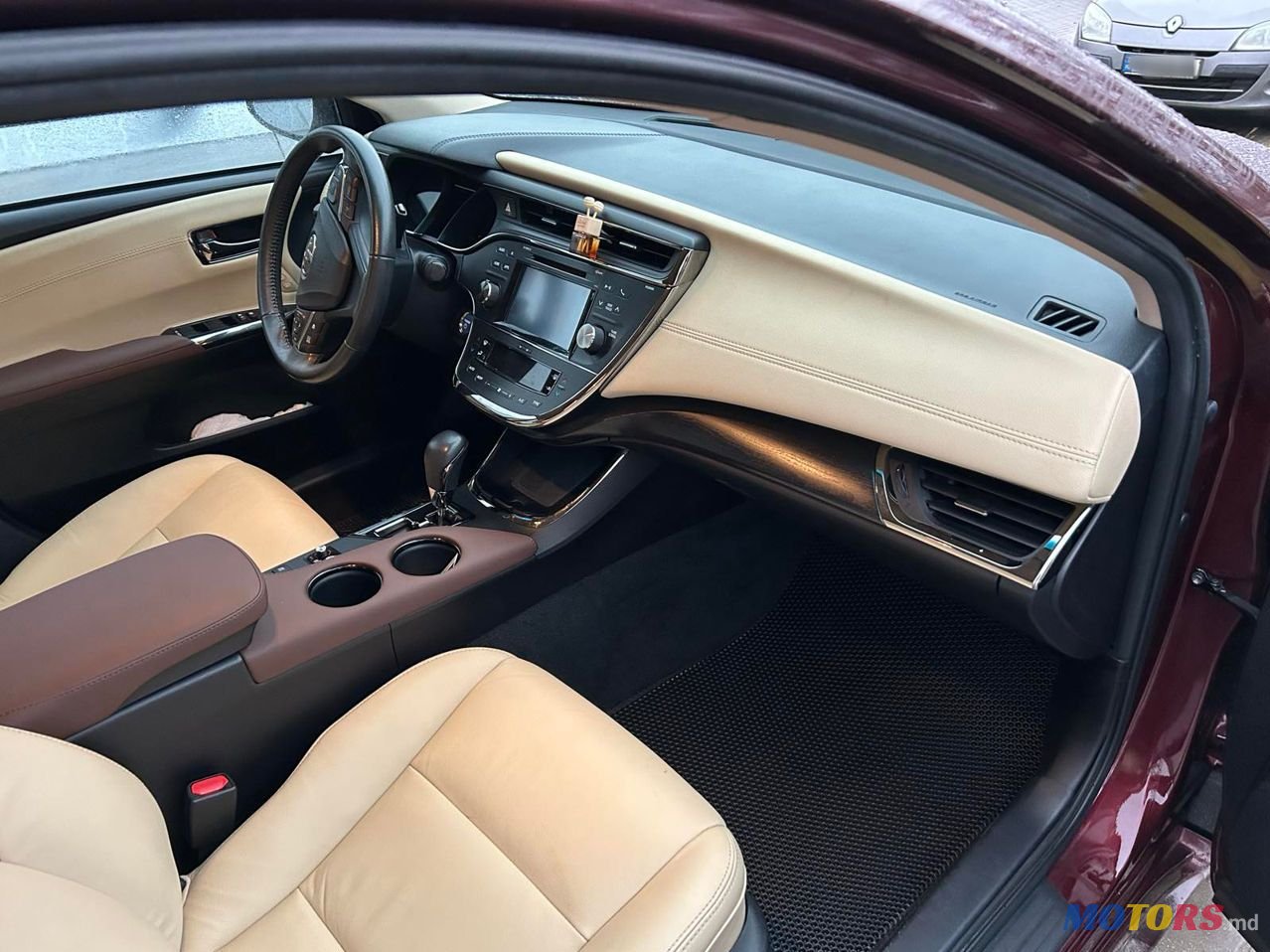 2018' Toyota Avalon photo #6