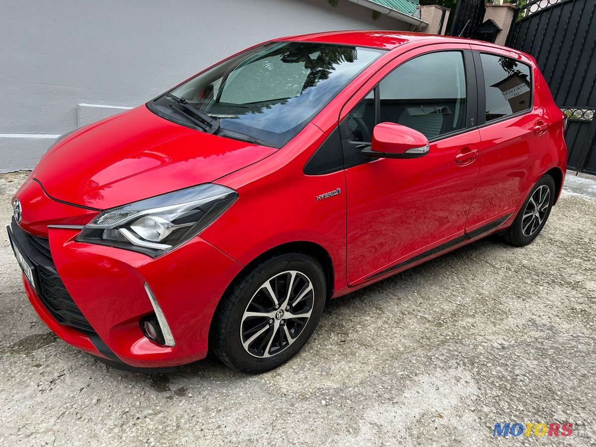 2018' Toyota Yaris photo #2