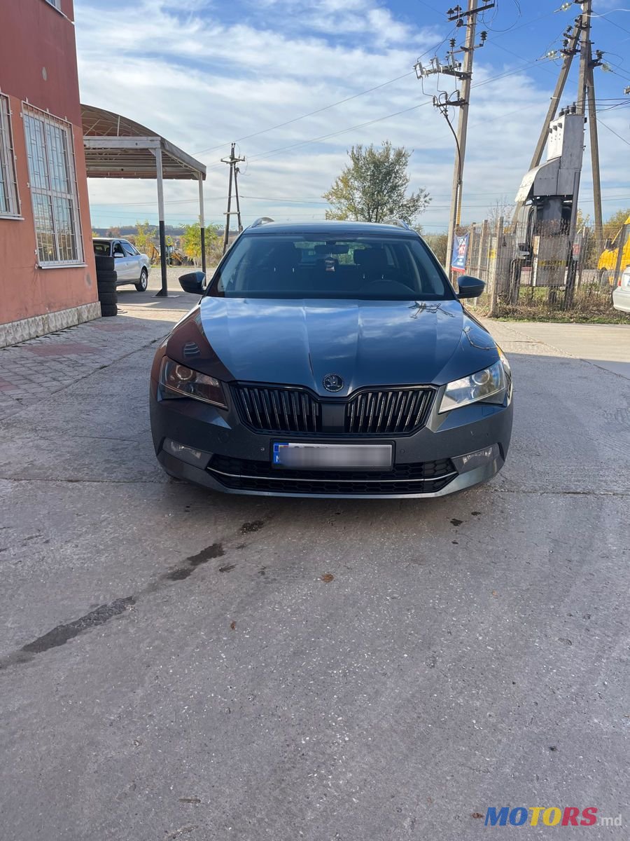 2018' Skoda Superb photo #4