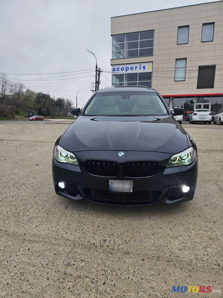 2012' BMW 5 Series photo #1