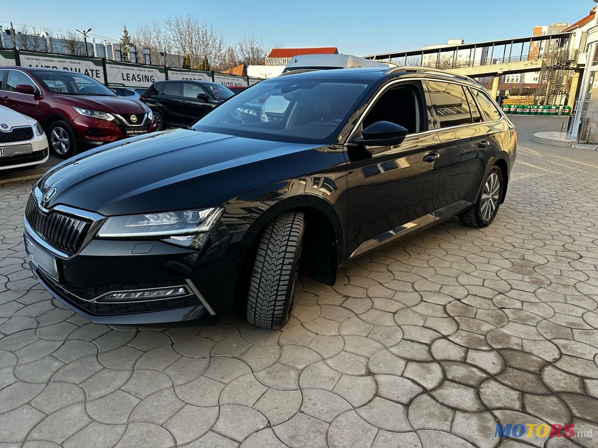 2021' Skoda Superb photo #1