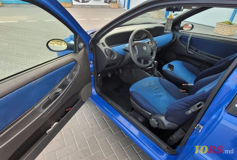 2001' Lancia Ypsilon photo #4