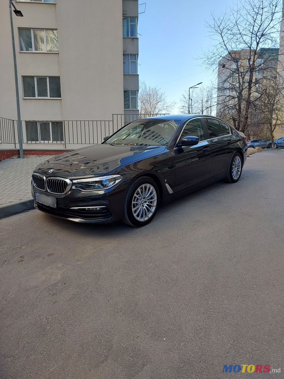 2018' BMW 5 Series photo #1
